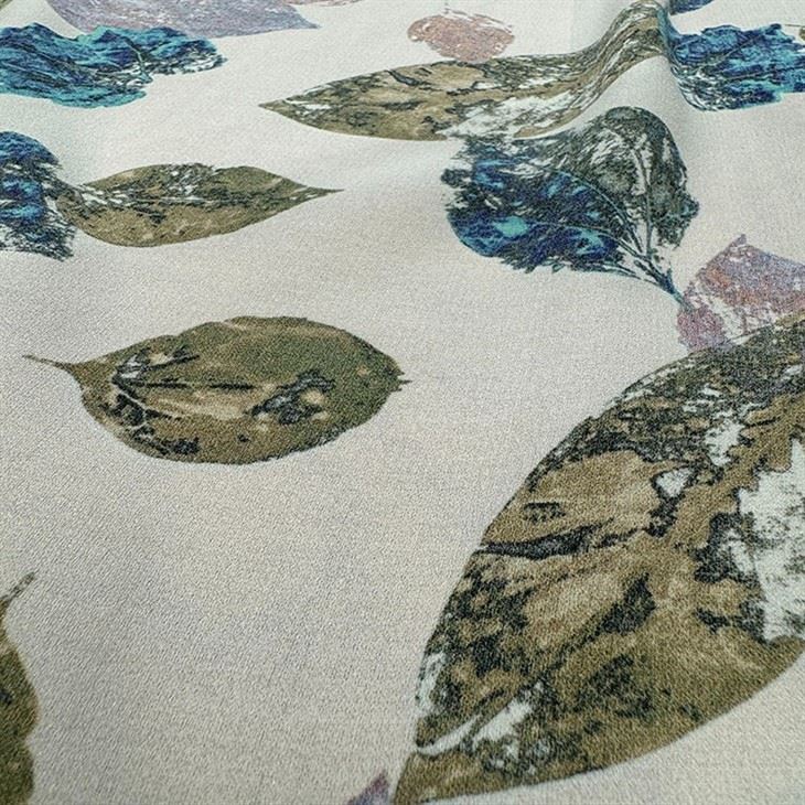 Heavy Comfortable Georgette Silk Leaf Pattern Fabric